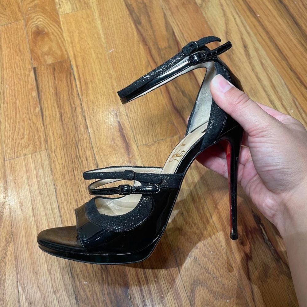 Christian Louboutin Pumps